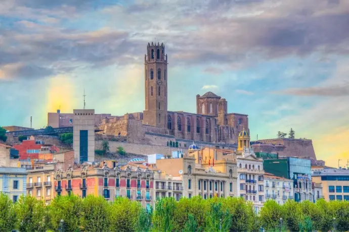 Lleida / Reparación de Llantas CARIVAN Lleida / Reparación de Llantas CARIVAN